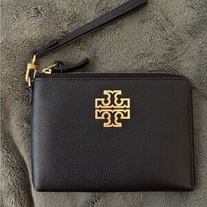 Tory Burch Black Britten Large Zip Pouch Wristlet